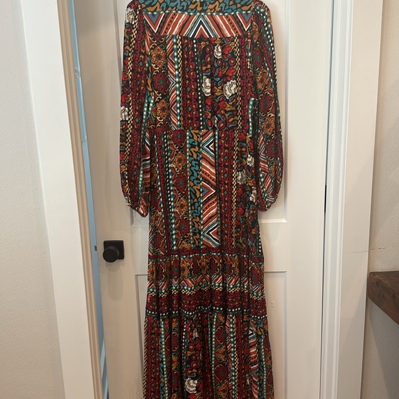 Dress forum dress - Picture 3 of 4